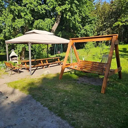 Dwor Jeziory Wielkie Exterior photo