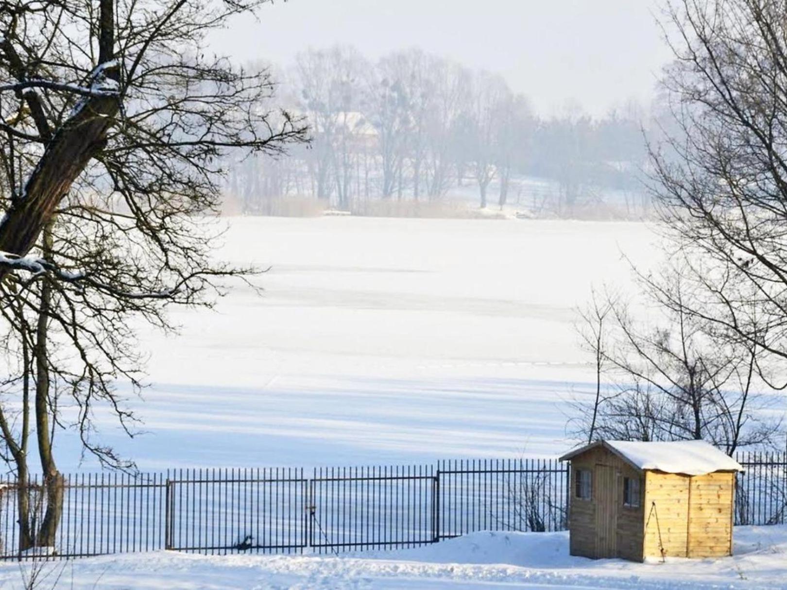 Dwor Ferienhaus Jeziory Wielkie